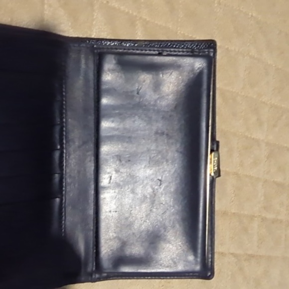 CHANNEL TIMELESS CAVIAR WALLET authentic - Picture 3 of 10